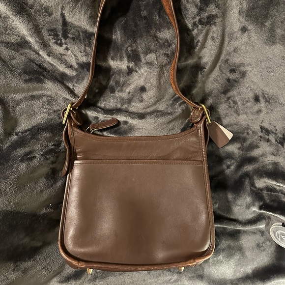 Coach Brown Leather Vintage Legacy Shoulder Crossbody Zip Top Bag Made In USA - Picture 2 of 13